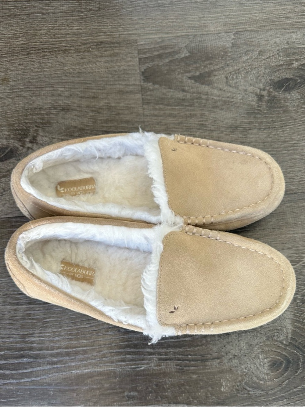 Koolaburra by UGG Lezly Suede Moccasin Slippers Sand Women's Size 9 - EUC!